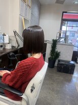 ムーブ(Moob)&nbsp;襟足スッキリ切りっぱなしボブ【別府】