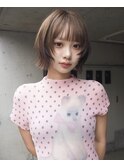 レイヤーボブ　ベージュブラウン