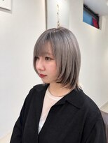 ワワ ヘアサロン 高円寺店(WAWA HAIR SALON) 透明感シルバーのレイヤーボブ