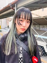 テトヘアー(teto hair)&nbsp;インナーカラーシアーグリーンオリーブカラー姫カットぱっつん
