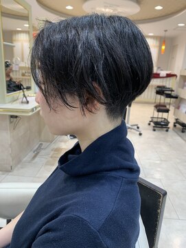 アッシュ 仙川店(Ash) 20代30代40代　刈り上げショート 　刈り上げ女子