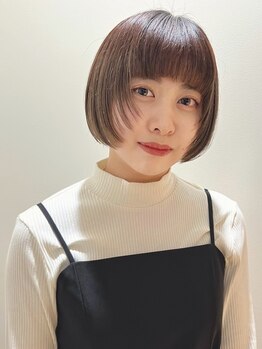 ヨーク(yoke)の写真/One and only hair style.