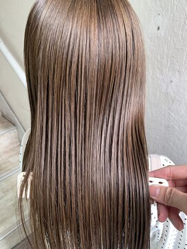 ロマンヤカタ ファース(ROMAN YAKATA fars) 髪質改善　プレミアムカラー　イルミナカラー　艶髪@田代8/8