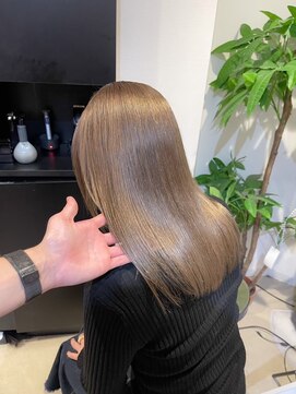 ロイス 渋谷(ROIS) ボブルフ/ネビージュ/小顔/ワンレン/スモーキーアッシュ[渋谷駅]