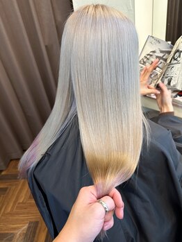 ログ(L.O.G)の写真/家に帰ってからもキレイが続く☆本格的な髪質改善メニューが豊富♪お悩みに合わせてご提案◎