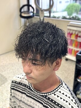 サンバイセライロ 千葉(SAN. by celilo) ツイストスパイラルパーマ/刈り上げマッシュ/関祐翔