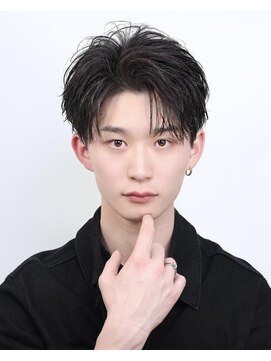 リップス 川崎(LIPPS) スッキリめフェザーショート