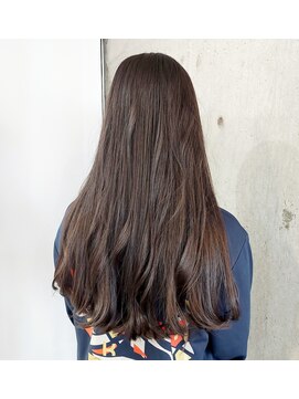 マノン(manon) アップスタイルもダウンスタイルもOK