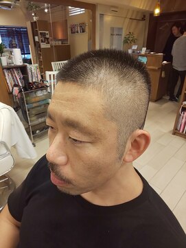 グルーマーズトウキョウ(GROOMER/S TOKYO) 【GROOMER/S 丸山】フェード スタイル