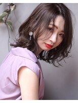 アトリエ フェム(atelier.fem)&nbsp;抜け感ミディアムパーマ×ツヤ感モーブグレー