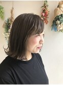 ミルクベージュ