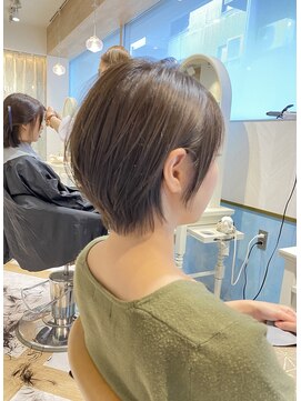 ロンド ストラーダ 心斎橋(Lond strada) ショート×ハイライト白髪ぼかし×シルキーベージュ[心斎橋]