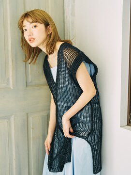 リィベ(Liibe) ハイトーン/ゆるカール