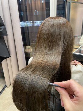 エクラート リラ 立川店(ECLART lilas.) 艶感明るめロングヘア【oggi otto トリートメント】