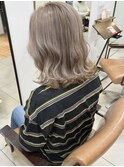 大人可愛い20代30代40代小顔 ハイトーンホワイトベージュ