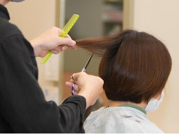 ヘアーアンドメイクアップ バウ(Hair&Make up BAU)の写真/大人気"イノアカラー"ならではの「オイルグロス発色」で、ダメージレス＆ツヤ感たっぷりヘアをGET☆