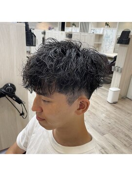 カイノオム 梅田(KAINO HOMME) 波パーマ マッシュ 刈り上げ ツーブロック