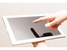 お席ごとにiPadで動画や雑誌をお楽しみ頂けます。