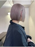 white beige _顎下ボブ