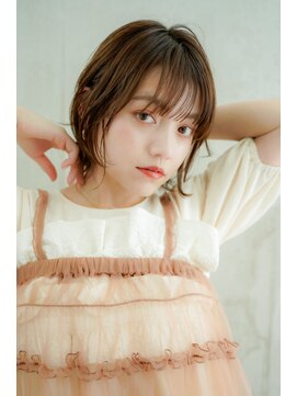 アイディール(:ideal) ショートウルフボブ×春色ベージュ