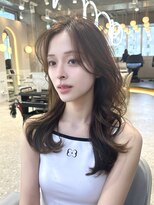 シーシンジュク 新宿南口(Sea shinjuku)&nbsp;ミディアム×暗めカラー[デザインカラー/フェイスフレーミング]