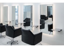 ゴールド 京都 三条(GOALD)の雰囲気（店内［京都/メンズ/メンズパーマ/眉毛/フェザーパーマ/men's］）