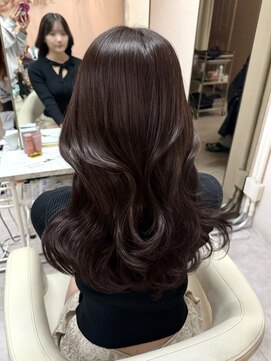 ユニ 表参道(uni) 大人気の韓国女優風くびれレイヤーカット/ヨシンモリ/エギョモリ