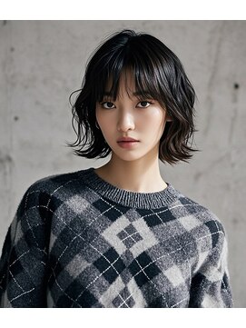 エイチ ウルフカット 大阪梅田(811) ミルクティーベージュウルフパーマミディアムヘア50代髪型