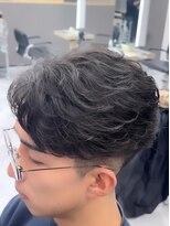 オムセラ(HOMME SERA)&nbsp;【HIROTO】癖毛にフェザーパーマ