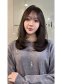 韓国ヘア　レイヤー　オリーブ　暗髪　顔まわりカット
