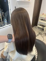 クオン 伊勢崎(QUON.) オリーブアッシュ