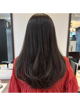 イーチ ディー ヘアーアンドトータルビューティー(each dee hair&total beauty) レイヤー/ふんわりスタイル