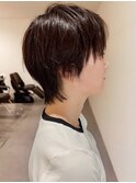 中性的でシャギーなショート　〈riko〉