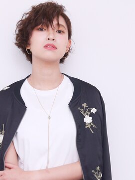 エムスラッシュ アヴェダ 自由が丘(M.SLASH AVEDA) 【M.SLASH】無造作ウェーブで都会的レディスタイルa