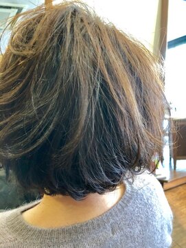 カーロ(caro) アレンジ自在ボブ