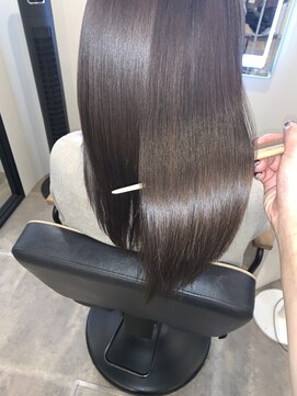 アールサロン アオヤマ(Rr SALON AOYAMA) クールプラチナカラー