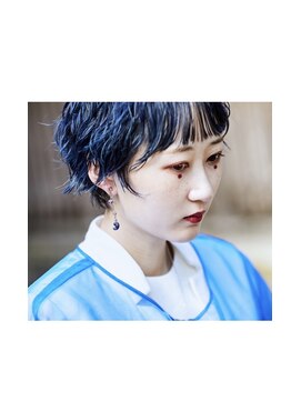 ヘアーアスクアドア(hair ask Adore) 透明感透けブルー