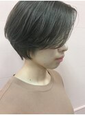 【こなれ感】大人かわいい ショートヘア カーキグレージュカラー