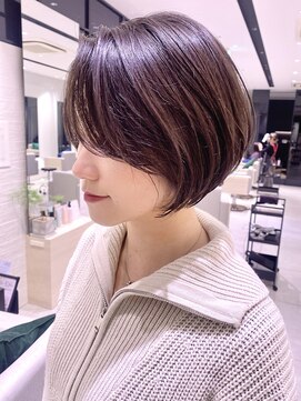 ステア ケース(stair case) 流れる丸みショートボブ髪質改善トリートメント