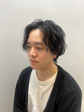 モア 下通店(MORE) センター分けパーマ