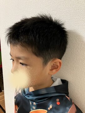 リュウ美容室 ソフトモヒカン風キッズカット