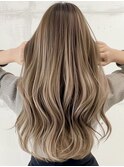 デザインカラーレイヤーカットウェットヘアオリーブベージュ白髪