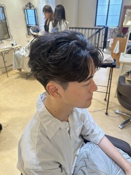 グラマラス GLAMOROUS フェザーパーマ