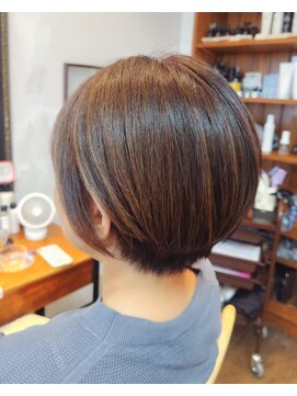 ミーノ(mieno) オーガニックカラー/艶髪ショート