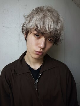 ネハス(nehus.) ブリーチ/スペインカール/スパイキーショート/ブルーブラック