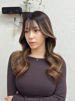 リングバイモアムー(Ring by Moremuu)&nbsp;レイヤーカット韓国巻きくびれ巻き