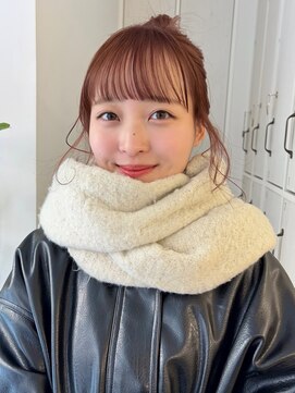 ガーデンヨコハマ(GARDEN YOKOHAMA) ゆるふわミディアム ワインレッド お団子ヘア 小顔