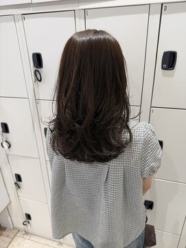 ケンジ 平塚 アネッタ(KENJE annetta) レイヤースタイル