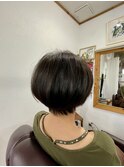 ショートボブ