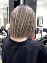 クアトログランシュ ひたちなか店(QUATRO×GranCieux)&nbsp;シャドールーツ×ミルクティーベージュ